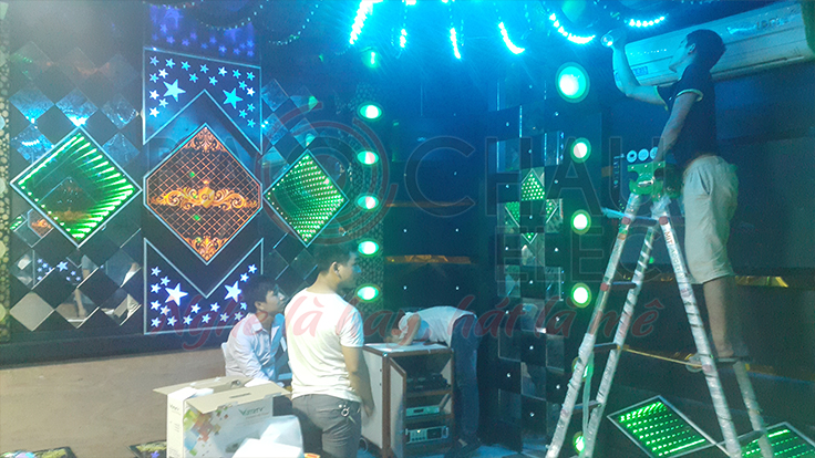 Lắp đặt hệ thống âm thanh cho 5 phòng hát karaoke VIP của nhà hàng Gia Long Lắp đặt hệ thống âm thanh cho 5 phòng hát karaoke VIP của nhà hàng Gia Long